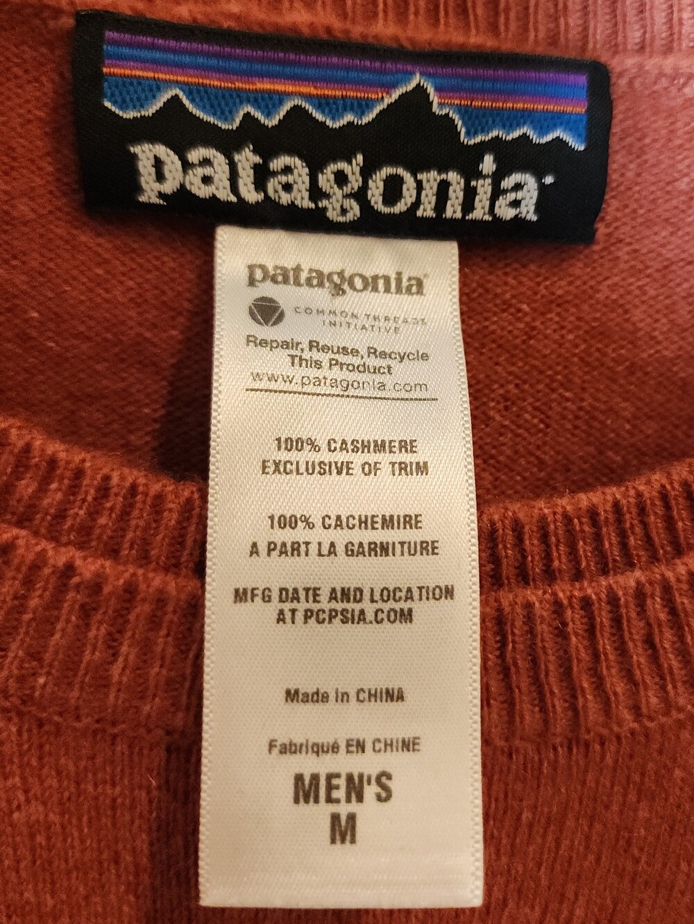 Patagonia 100% Cashmere Orange Crewneck Sweater Men's Size Medium - Picture 3 of 14